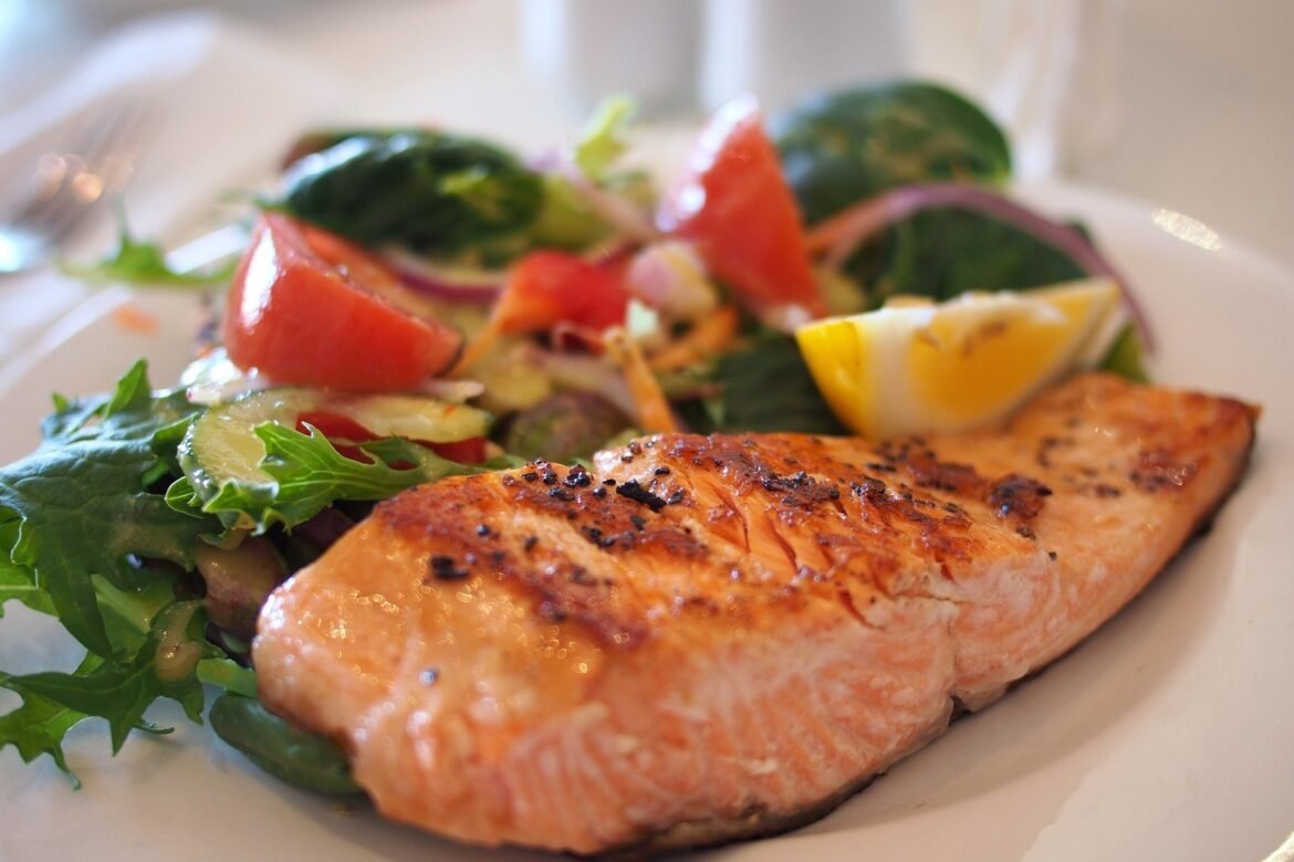 salmon-518032_1920